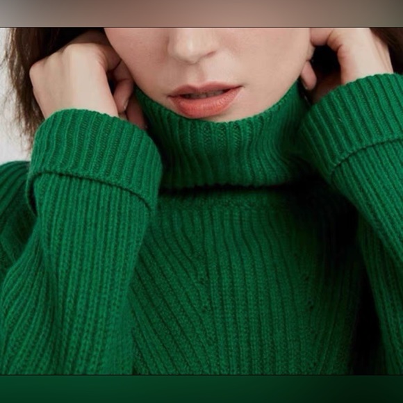 Wool sweater . Green - Picture 3 of 6